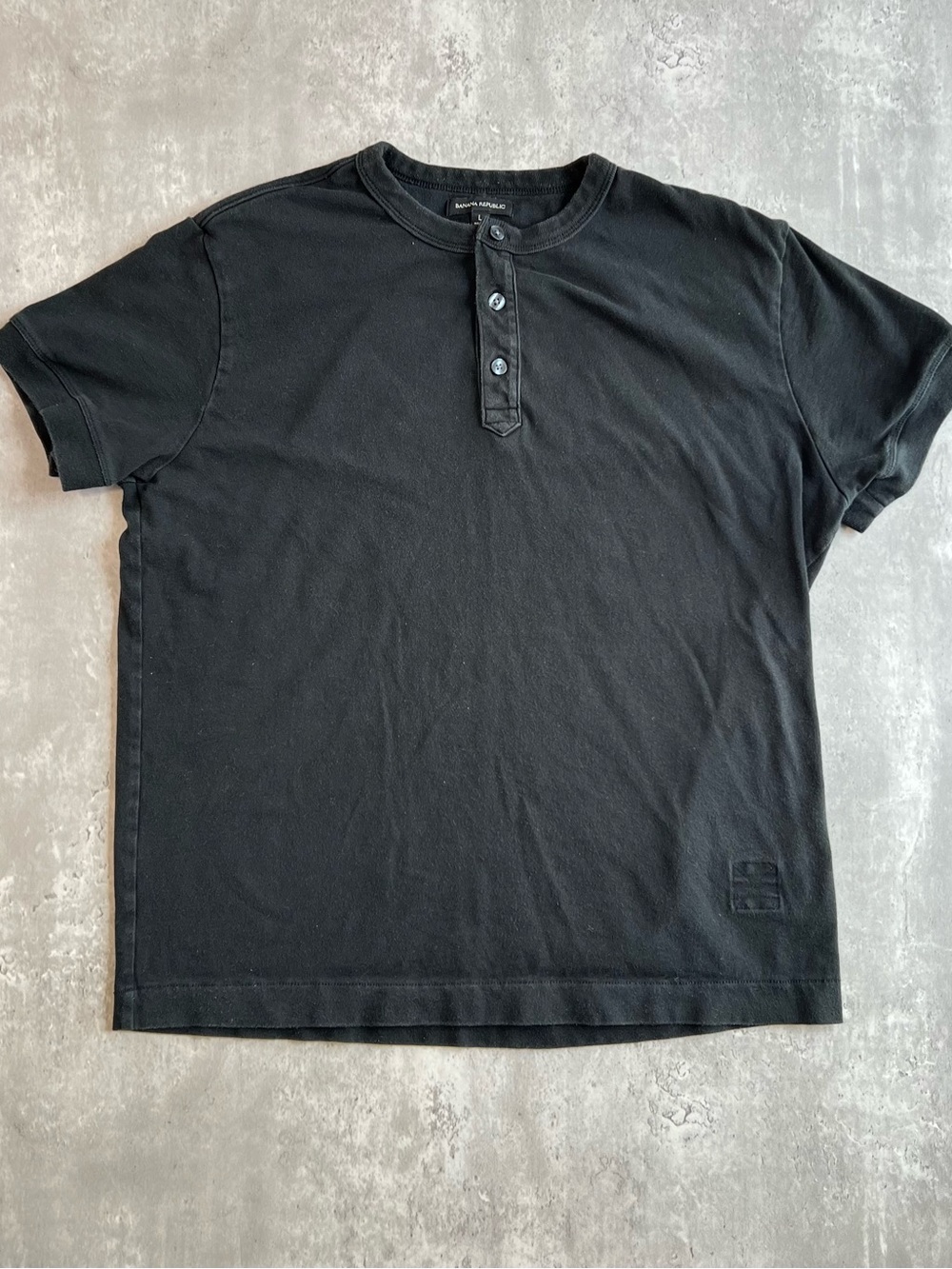 Banana Republic Black Short-Sleeve Henley Tee